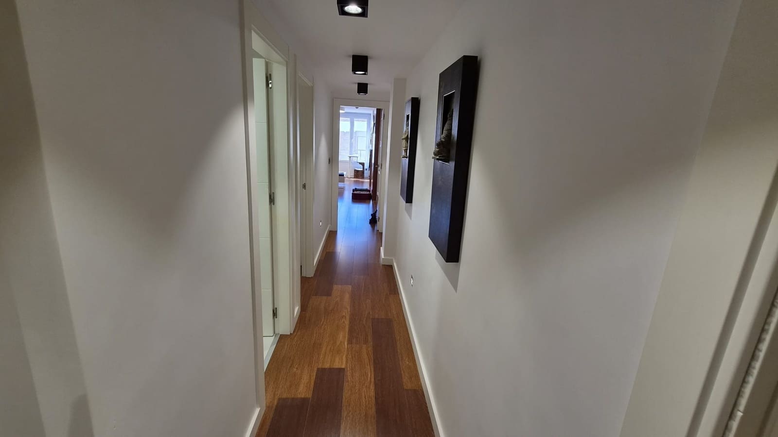 4 bedroom Apartment for sale in Torrevieja with garage - € 330,000 (Ref: 10026253)