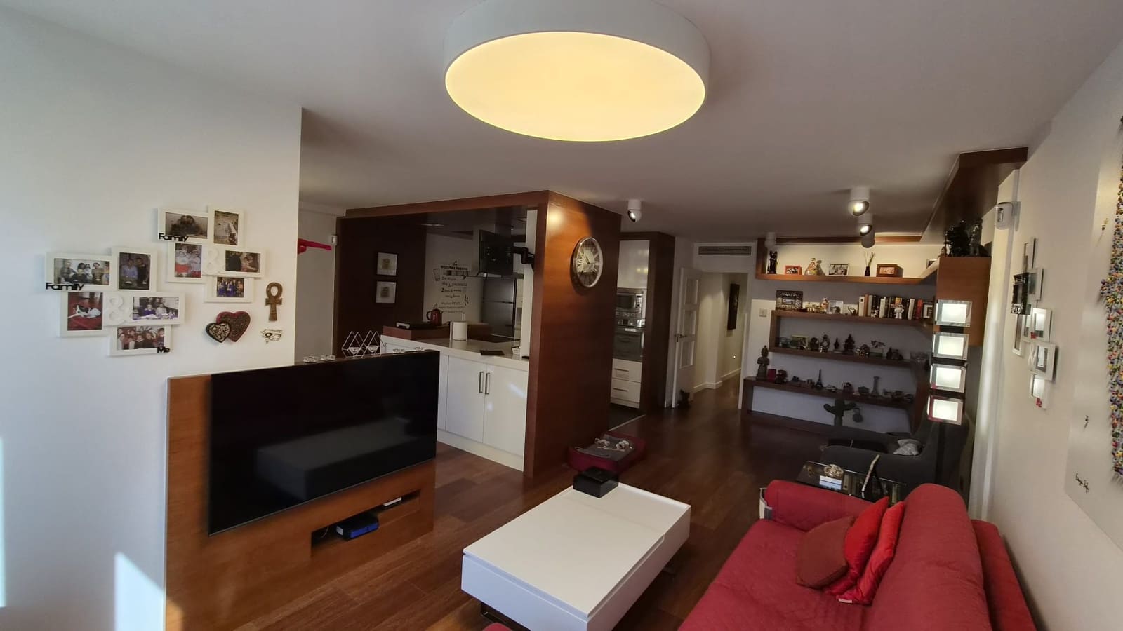 4 bedroom Apartment for sale in Torrevieja with garage - € 330,000 (Ref: 10026253)