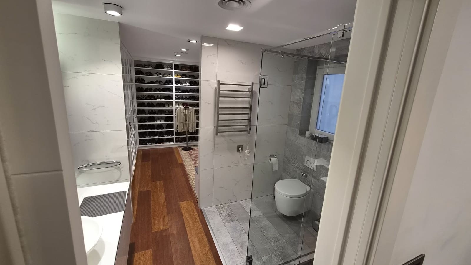 4 bedroom Apartment for sale in Torrevieja with garage - € 330,000 (Ref: 10026253)