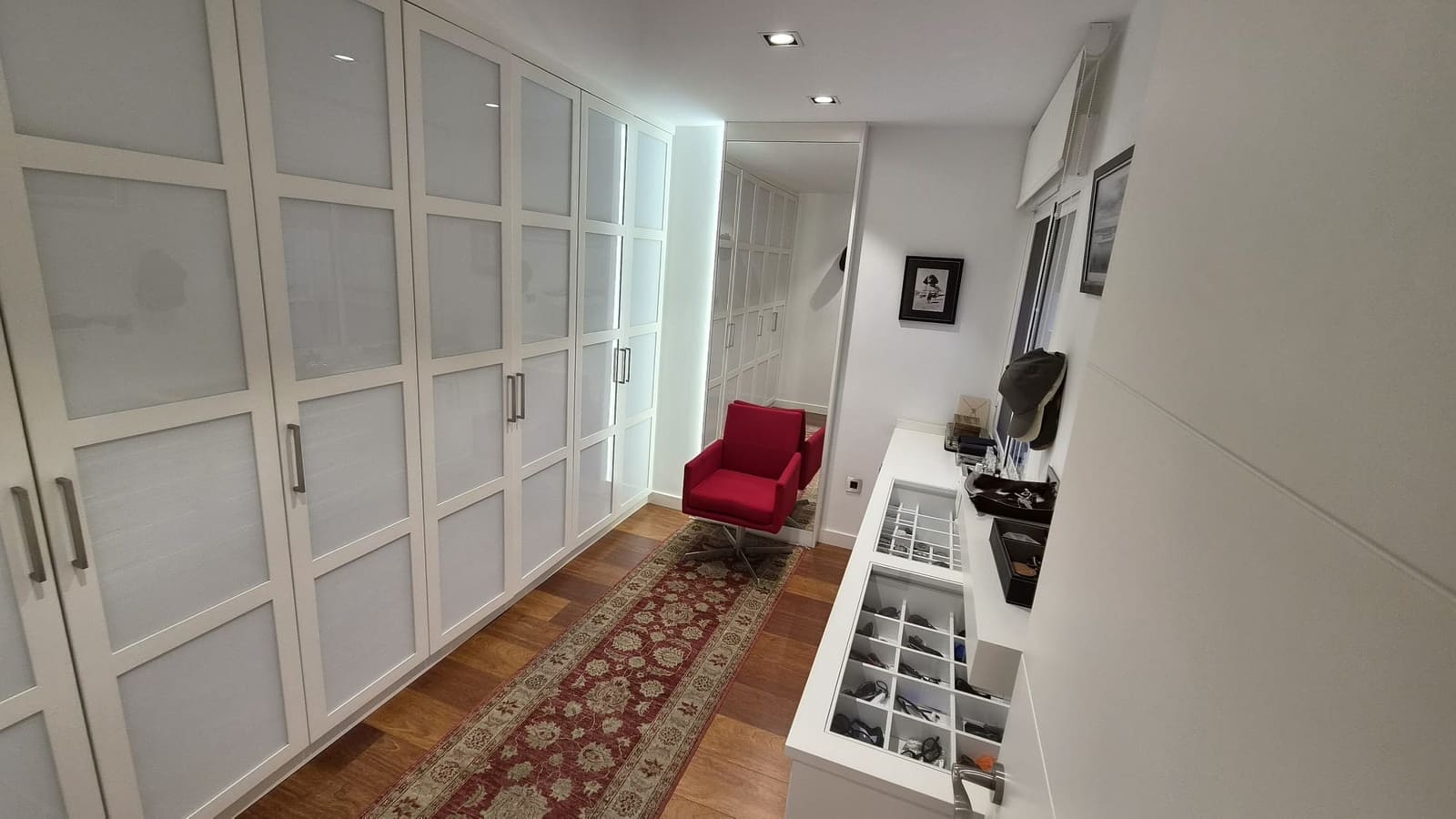 4 bedroom Apartment for sale in Torrevieja with garage - € 330,000 (Ref: 10026253)