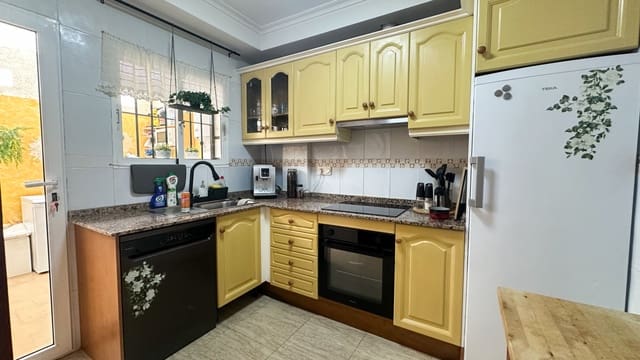 Casa de 2 habitaciones en Torremendo, Orihuela en venta con piscina garaje - 138.000 € (Ref: 10035701)