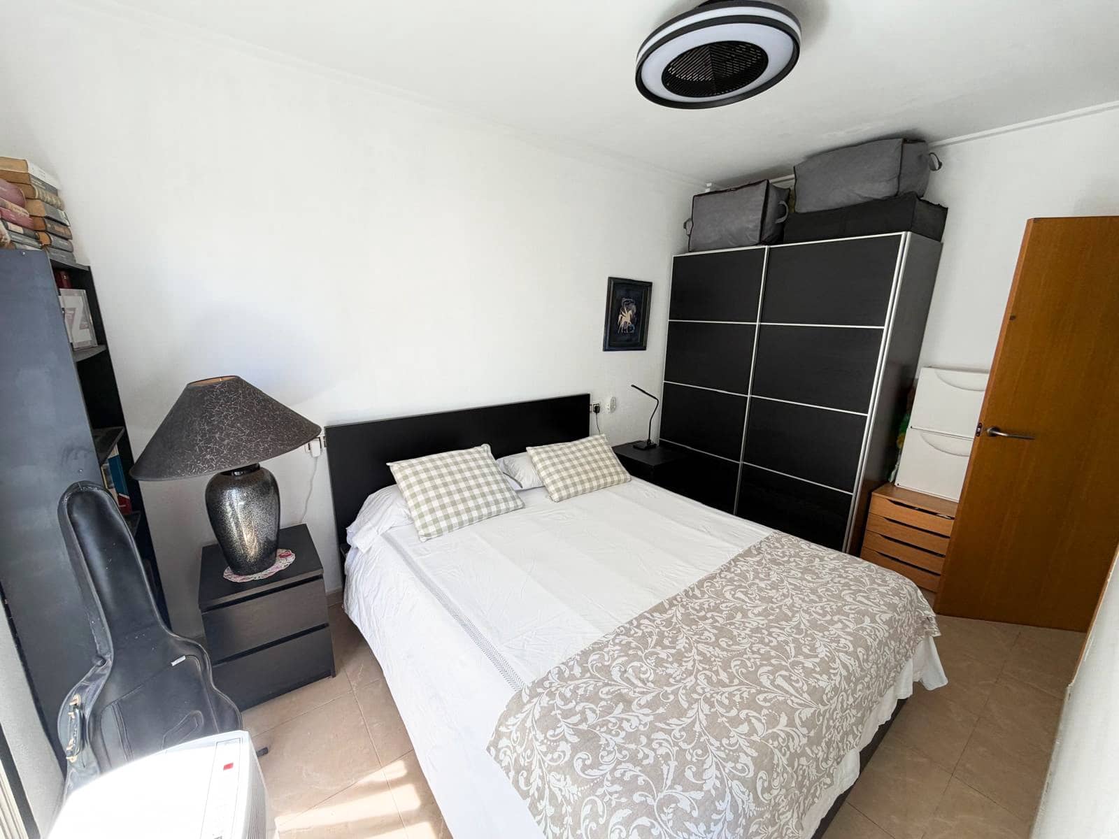 3 makuuhuone Huoneisto myytävänä paikassa Torrevieja - 269 000 € (Ref: 10043596)
