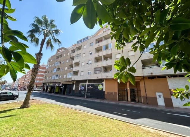 2 makuuhuone Kattohuoneisto myytävänä paikassa El Molino, Torrevieja mukana uima-altaan - 159 995 € (Ref: 10043597)