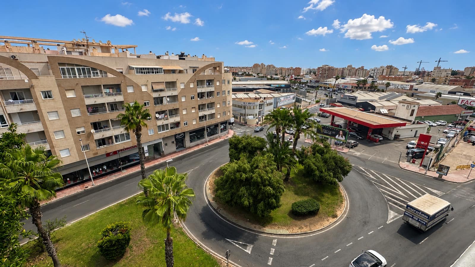 2 makuuhuone Kattohuoneisto myytävänä paikassa Torrevieja mukana uima-altaan - 159 995 € (Ref: 10043597)