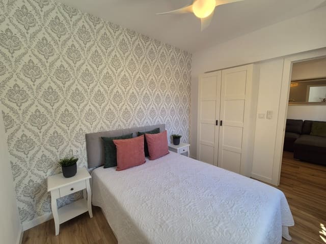 3 makuuhuone Omakotitalo myytävänä paikassa Alicante kaupunki mukana uima-altaan - 268 800 € (Ref: 10072995)