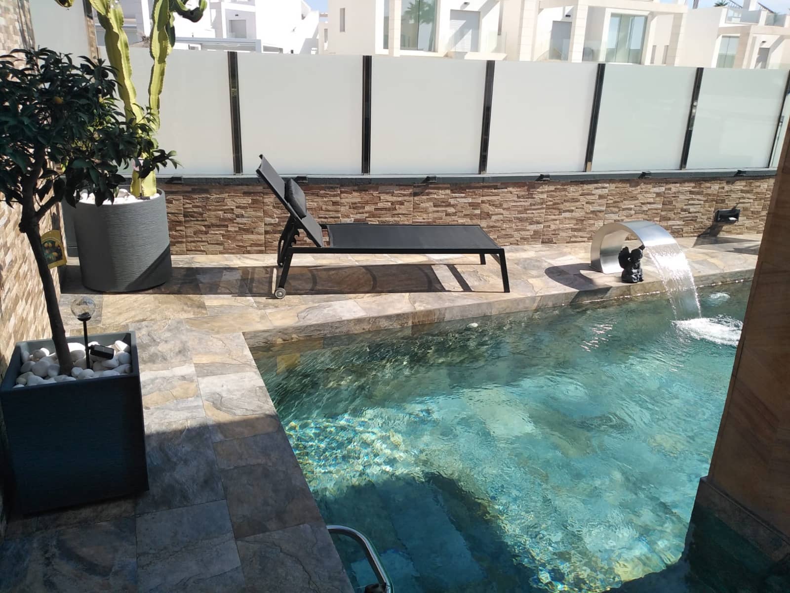 3 soverom Villa til salgs i Orihuela Costa med svømmebasseng garasje - € 570 000 (Ref: 10079790)