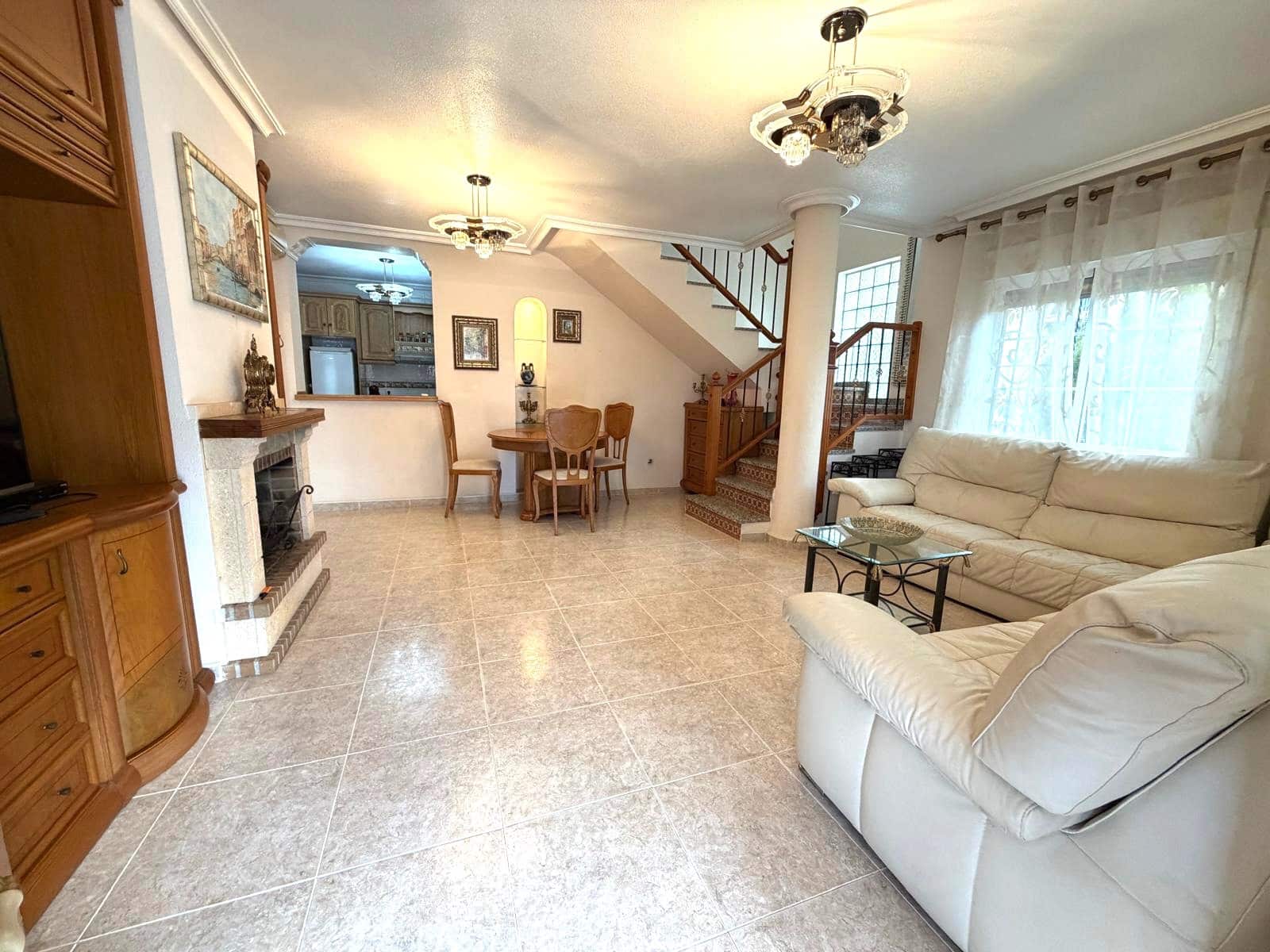 3 Zimmer Villa zu verkaufen in Orihuela Costa mit Pool - 369.000 € (Ref: 10098793)
