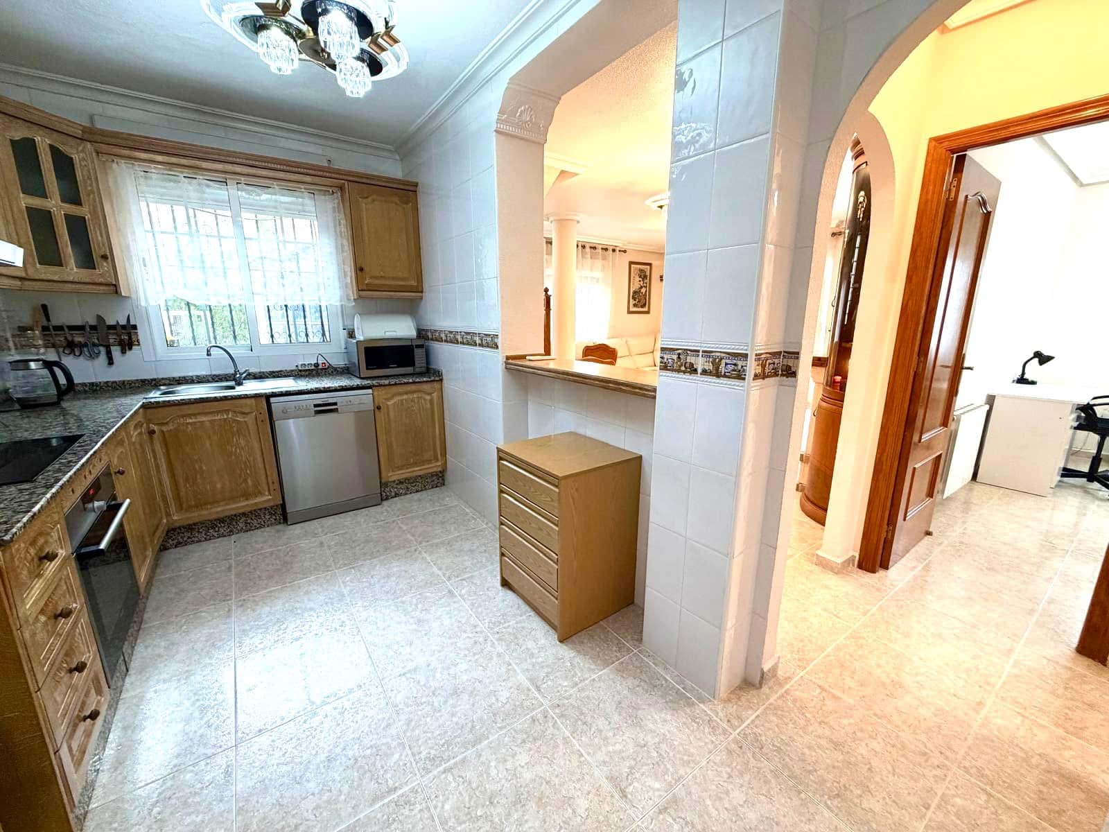 3 Zimmer Villa zu verkaufen in Orihuela Costa mit Pool - 369.000 € (Ref: 10098793)