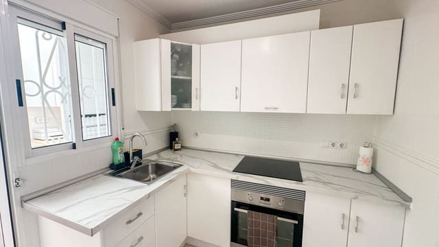 4 soverom Hus til salgs i Los Altos med svømmebasseng - € 314 900 (Ref: 10098943)