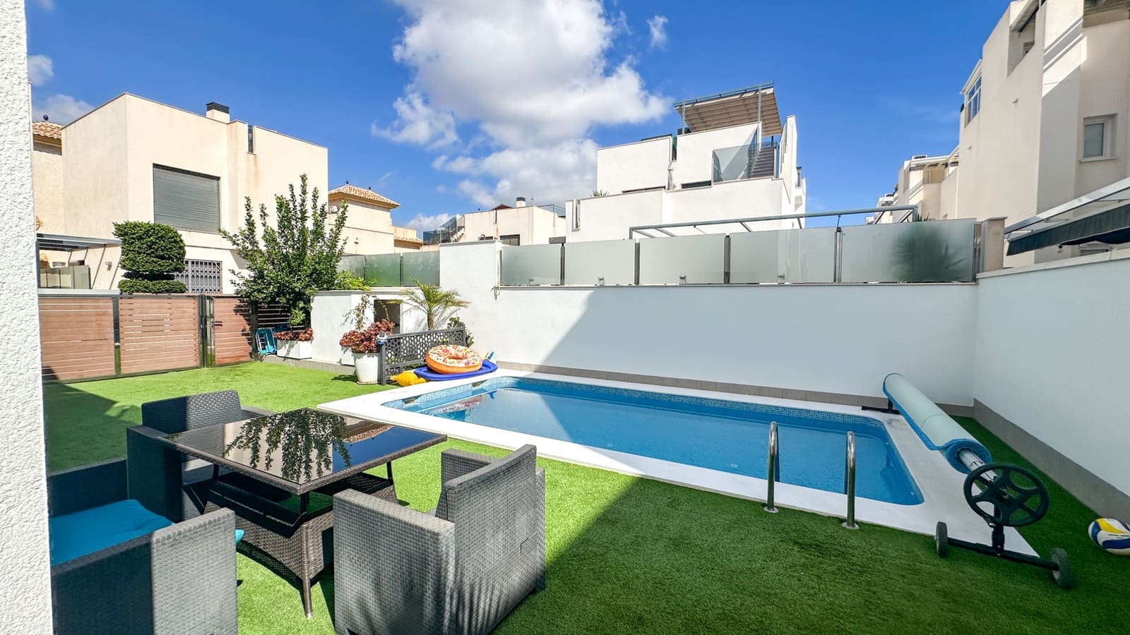 5 chambre Villa/Maison à vendre à Torrevieja avec piscine garage - 549 000 € (Ref: 10103513)