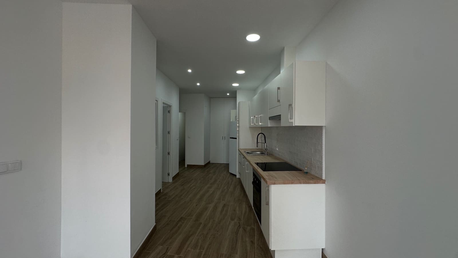 1 sypialnia Apartament na sprzedaż w Torrevieja z basenem - 147 000 € (Ref: 10135097)