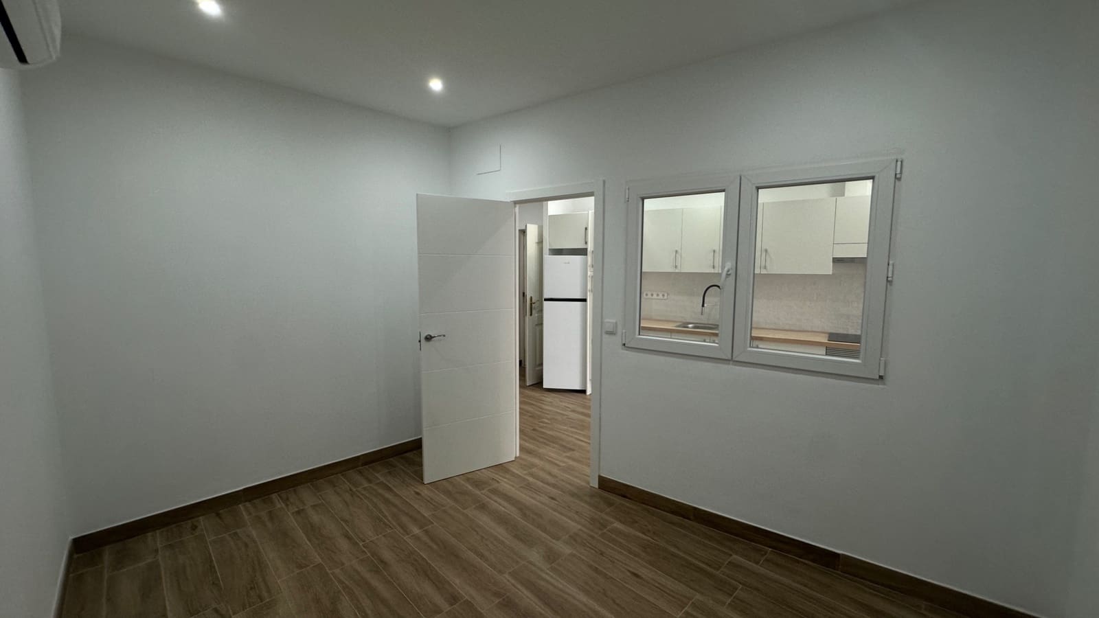 1 sypialnia Apartament na sprzedaż w Torrevieja z basenem - 147 000 € (Ref: 10135097)