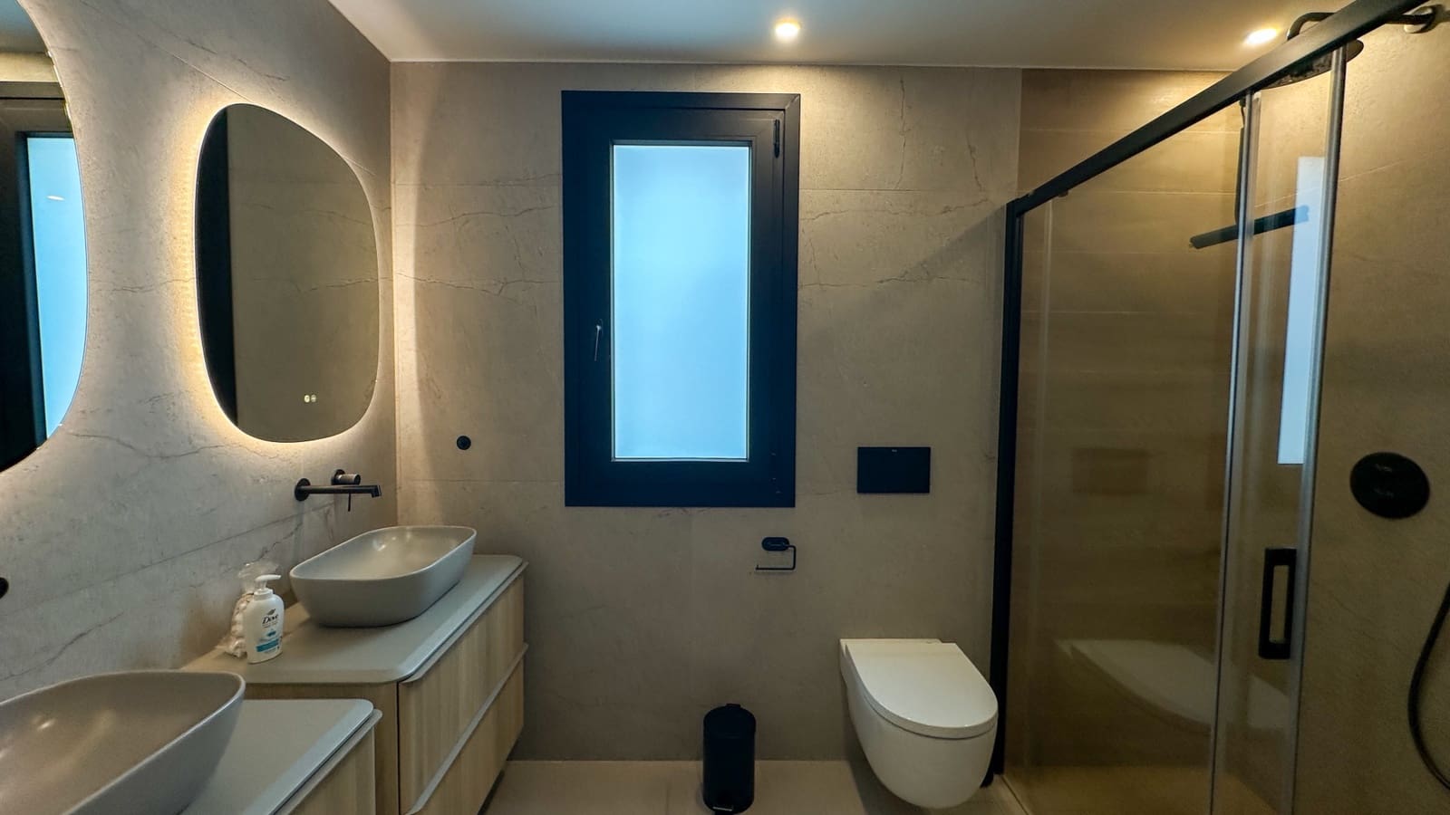 3 soveværelse Villa til salg i Villamartin med swimmingpool garage - € 1.495.000 (Ref: 10175730)