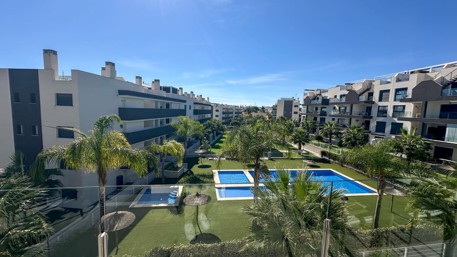 2 chambre Appartement à vendre à Villamartin avec piscine garage - 249 000 € (Ref: 10185442)