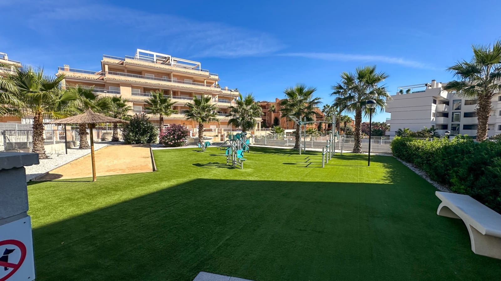 2 chambre Appartement à vendre à Villamartin avec piscine garage - 249 000 € (Ref: 10185442)
