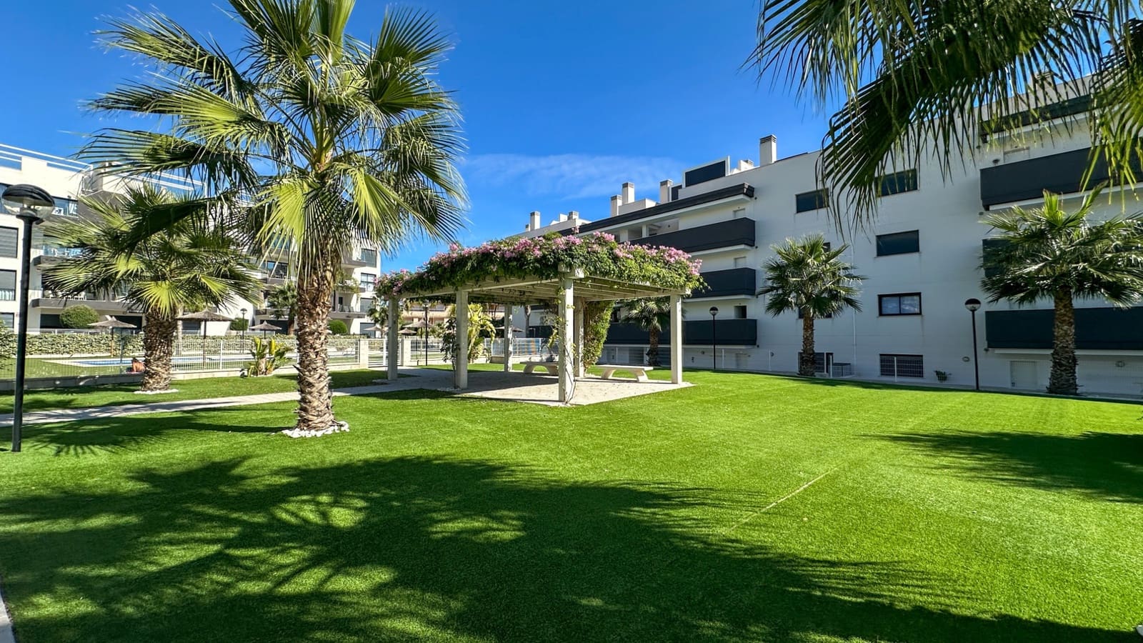 2 chambre Appartement à vendre à Villamartin avec piscine garage - 249 000 € (Ref: 10185442)