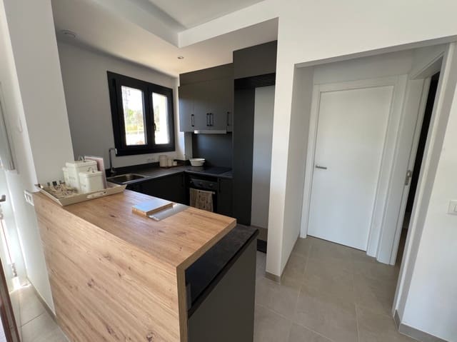 2 soverom Kjedet enebolig til salgs i Manacor med svømmebasseng garasje - € 399 000 (Ref: 8413755)