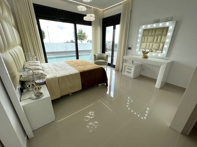 5 sovrum Villa till salu i San Miguel de Salinas med pool garage - 849 000 € (Ref: 8796353)