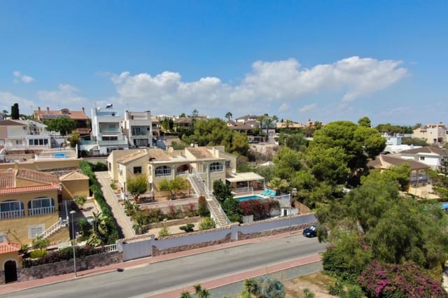 7 soveværelse Villa til salg i Los Balcones - Los Altos, Torrevieja med swimmingpool - € 1.225.000 (Ref: 8973108)