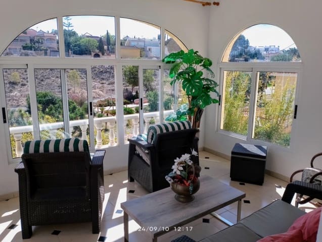 7 sypialnia Willa na sprzedaż w Los Balcones - Los Altos, Torrevieja z basenem - 1 090 000 € (Ref: 8973108)