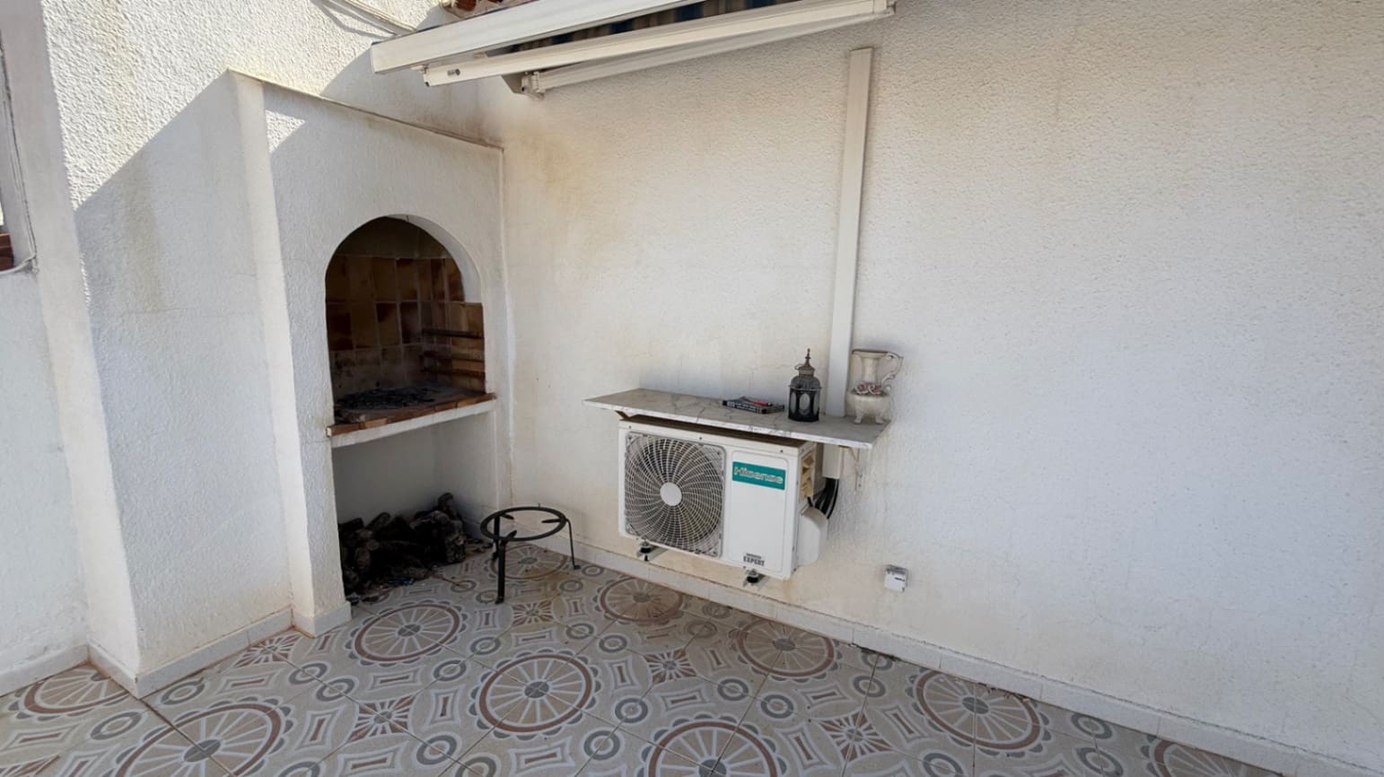 3 slaapkamer Rijtjeshuis te koop in Torrevieja met zwembad garage - € 399.000 (Ref: 9015749)