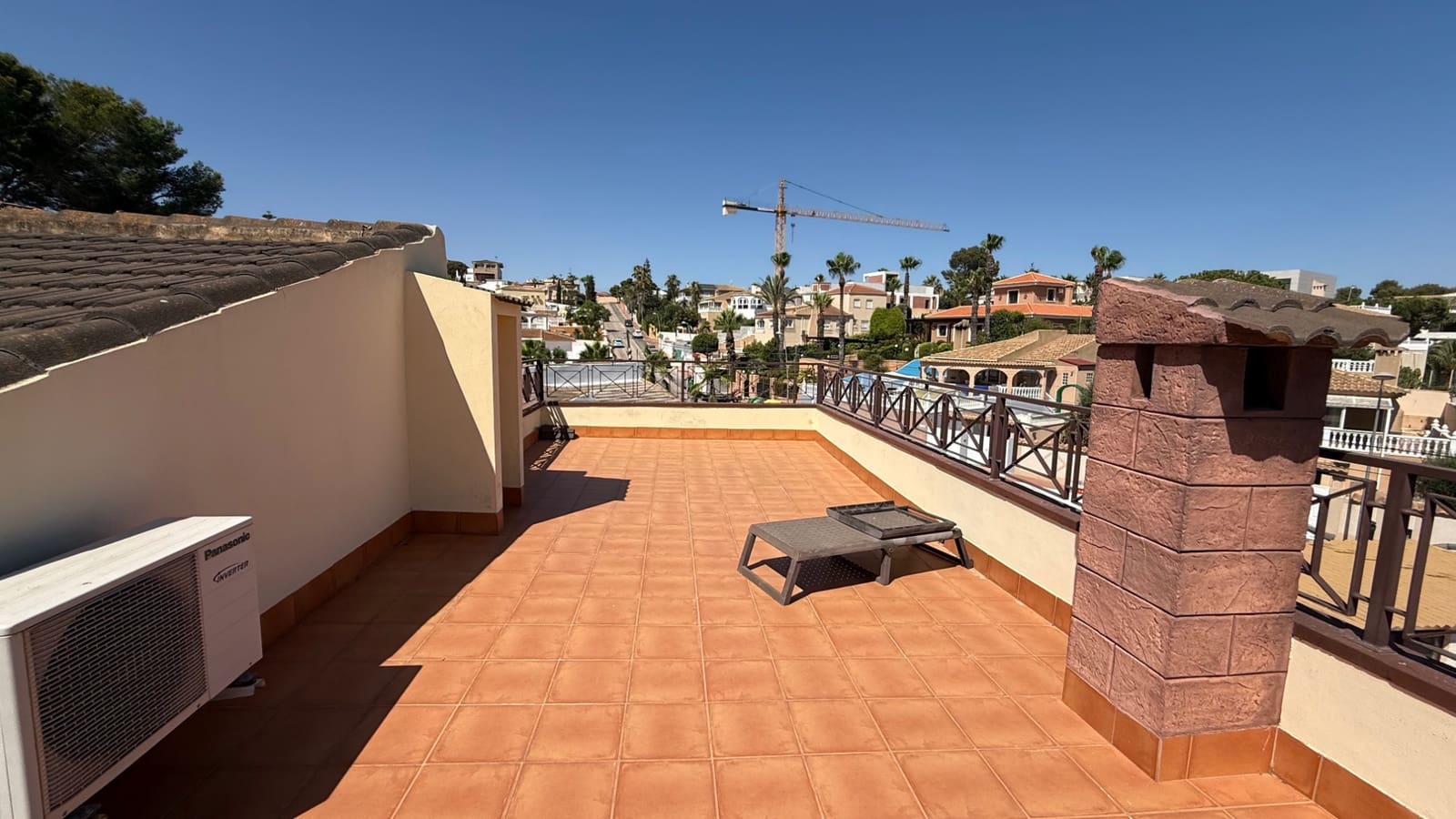 7 bedroom Villa for sale in Torrevieja with pool - € 930,000 (Ref: 9133362)