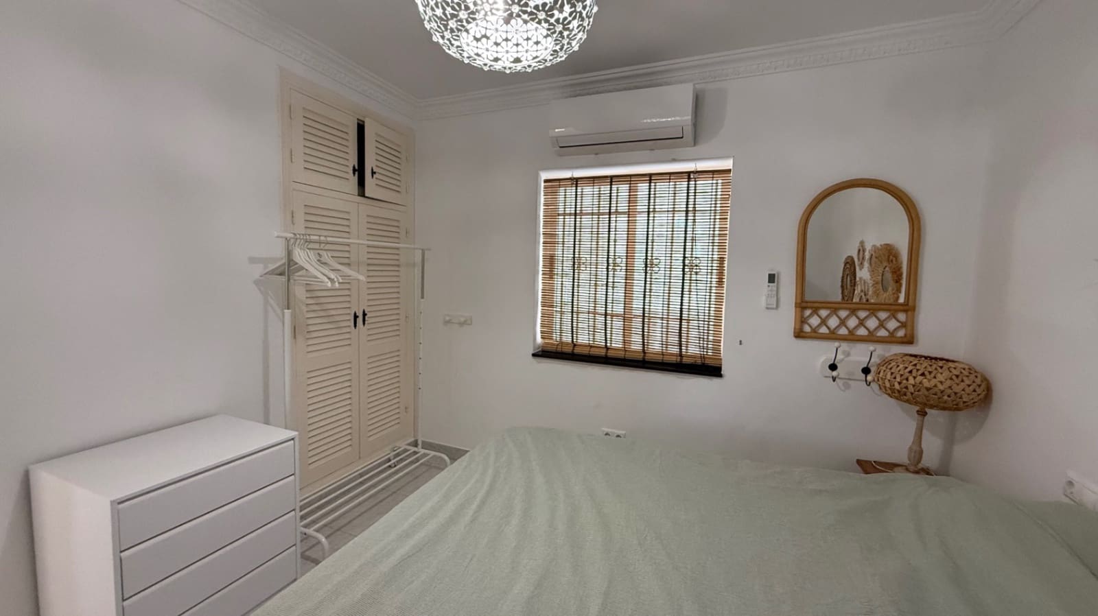 3 sypialnia Willa na sprzedaż w Torrevieja z basenem garażem - 645 000 € (Ref: 9141892)