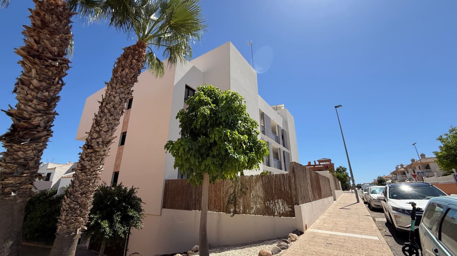 2 soveværelse Penthouse til salg i Orihuela med swimmingpool garage - € 339.900 (Ref: 9208851)