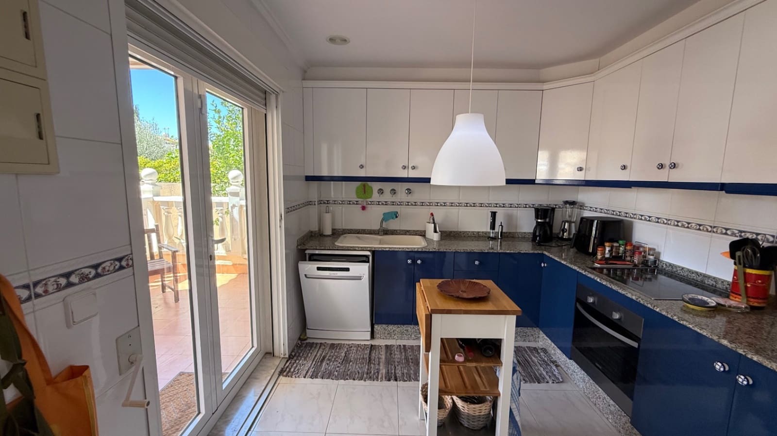 4 sypialnia Willa na sprzedaż w Orihuela Costa z basenem garażem - 570 000 € (Ref: 9223586)