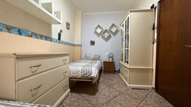 4 sypialnia Dom na sprzedaż w Centro - Muelle Pesquero, Torrevieja - 275 000 € (Ref: 9248912)