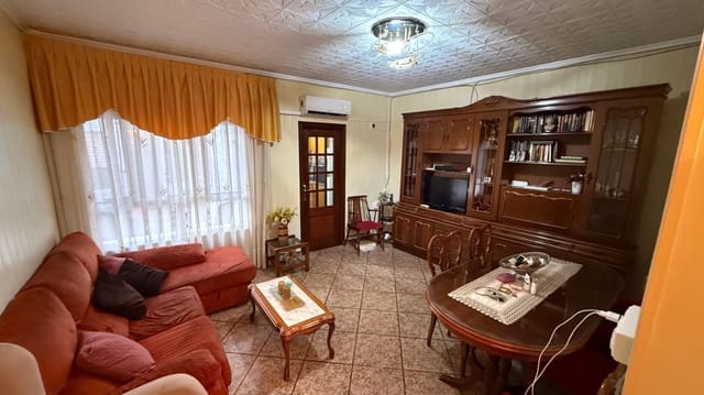 4 sypialnia Dom na sprzedaż w Centro - Muelle Pesquero, Torrevieja - 275 000 € (Ref: 9248912)