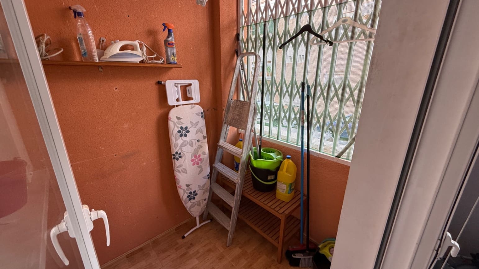 2 bedroom Apartment for sale in San Miguel de Salinas with pool - € 105,000 (Ref: 9282726)