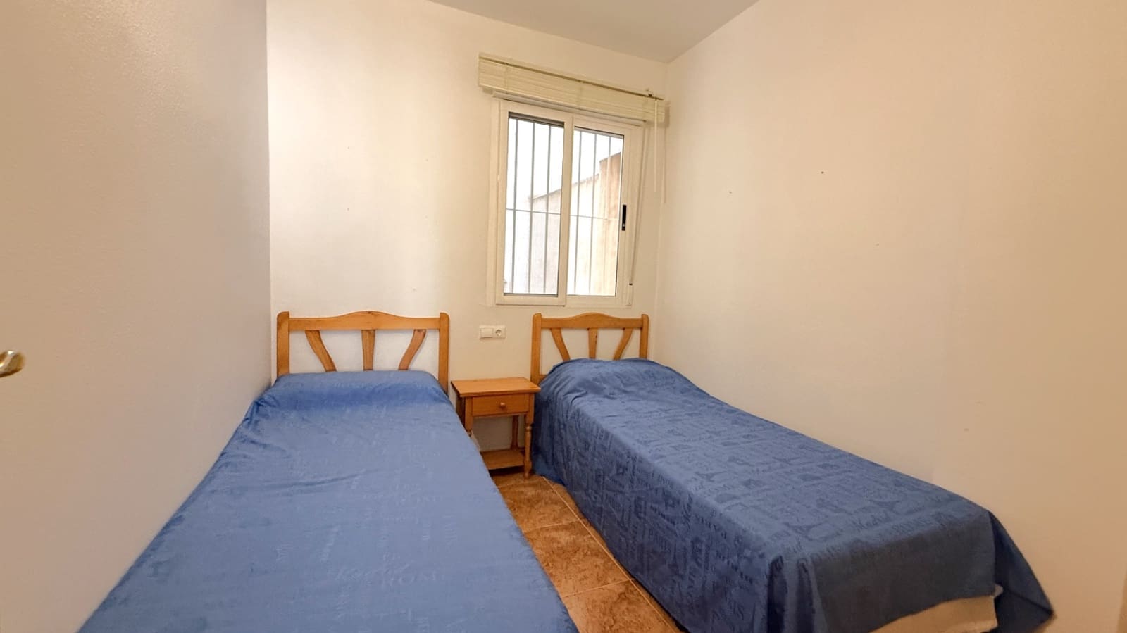 2 sovrum Lägenhet till salu i Torrevieja med pool - 132 000 € (Ref: 9363002)