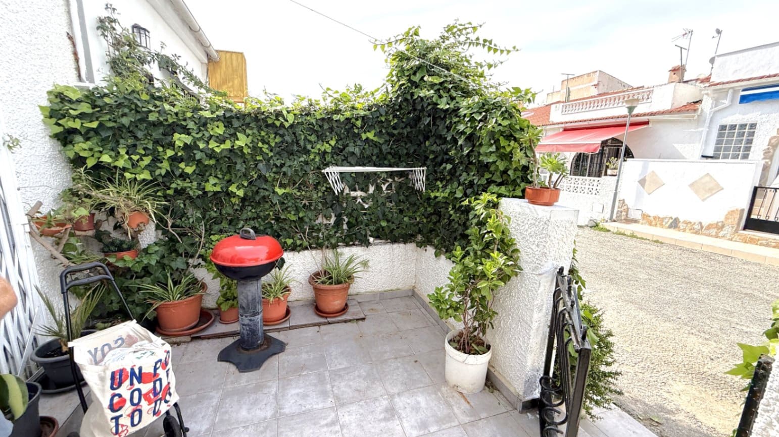 1 sovrum Bungalow till salu i Torrevieja - 89 000 € (Ref: 9378533)