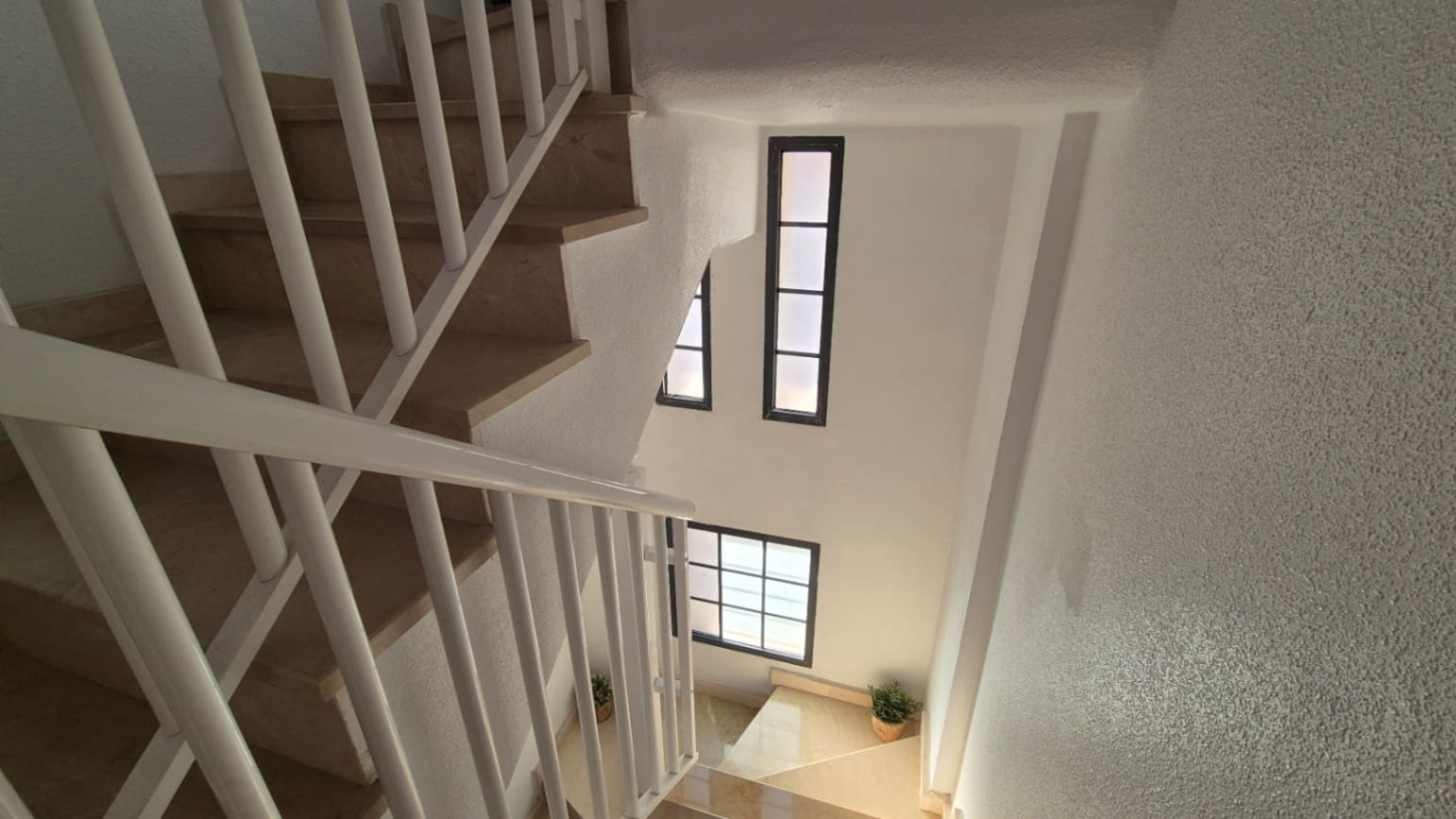 3 chambre Appartement à vendre à Torrevieja avec piscine garage - 249 990 € (Ref: 9399807)