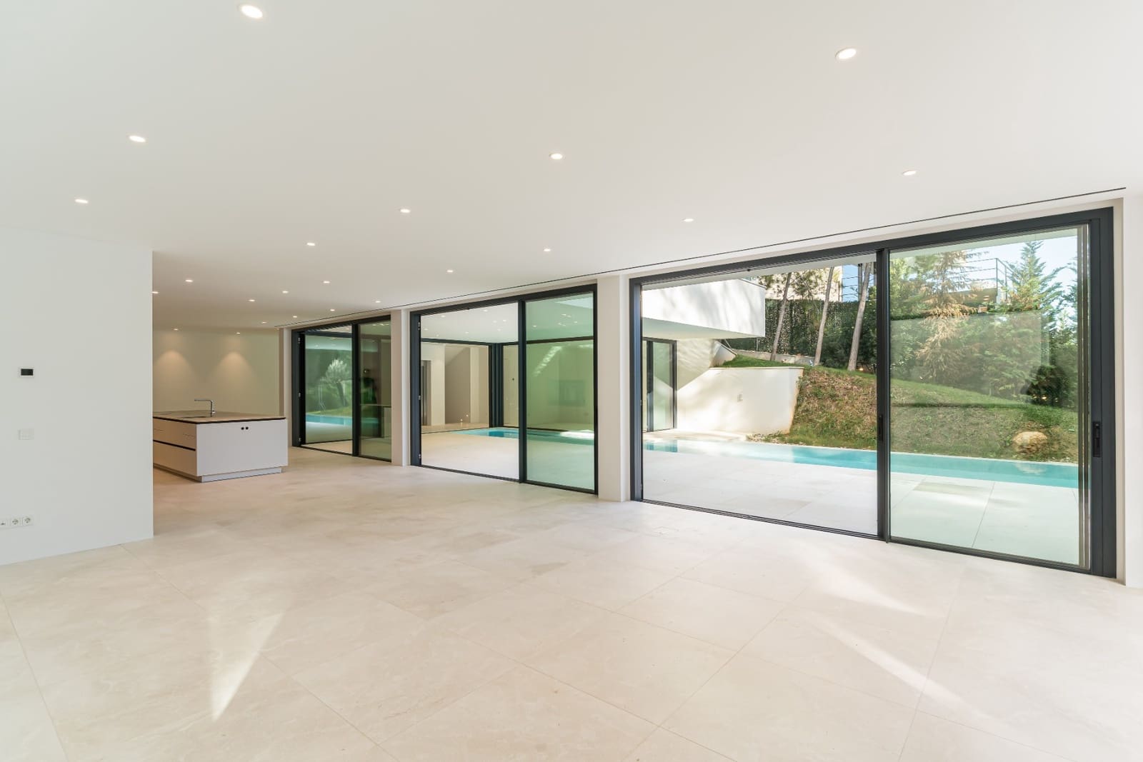 4 bedroom Villa for sale in Palma de Mallorca with pool garage - € 4,995,000 (Ref: 9510066)