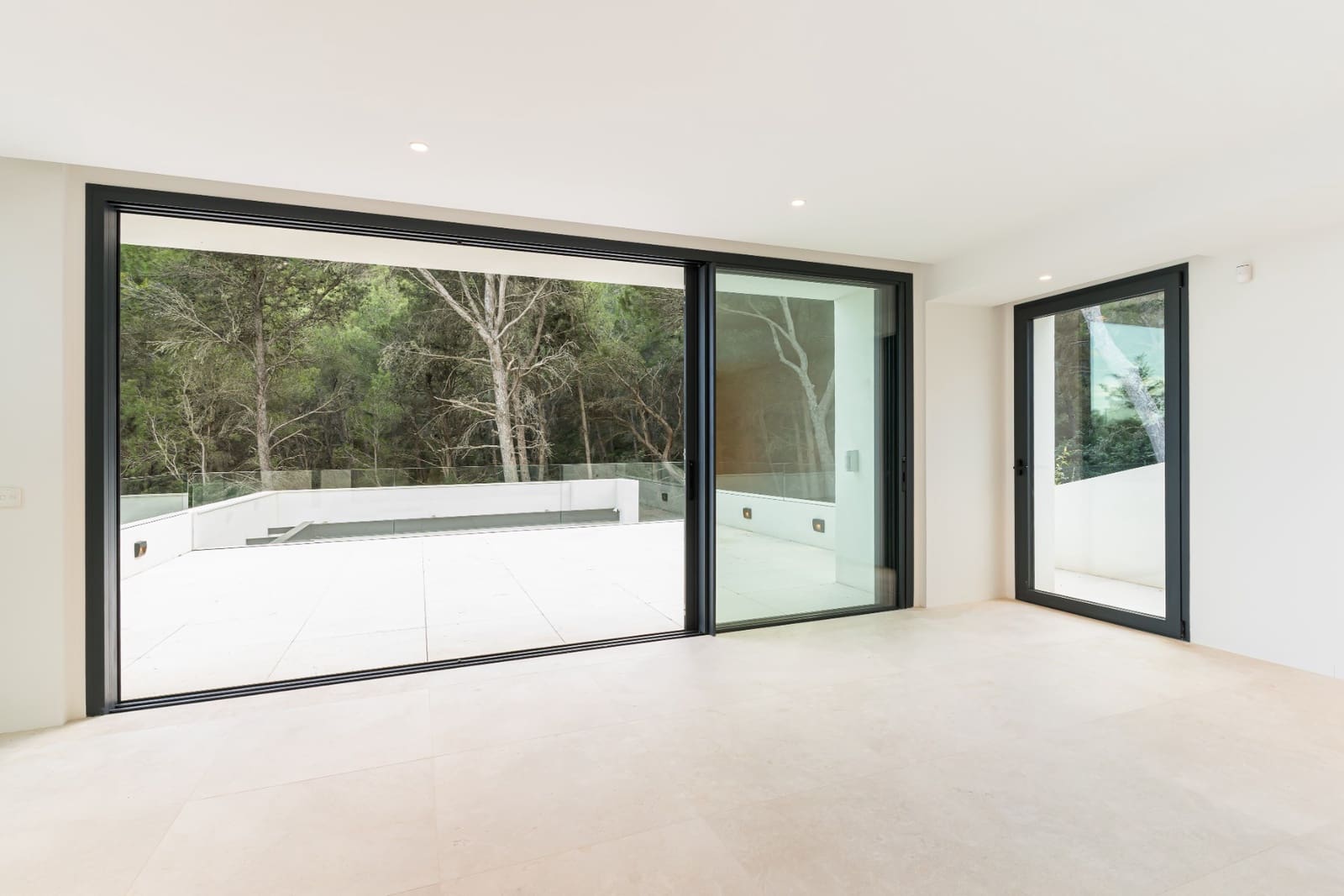 4 bedroom Villa for sale in Palma de Mallorca with pool garage - € 4,995,000 (Ref: 9510066)