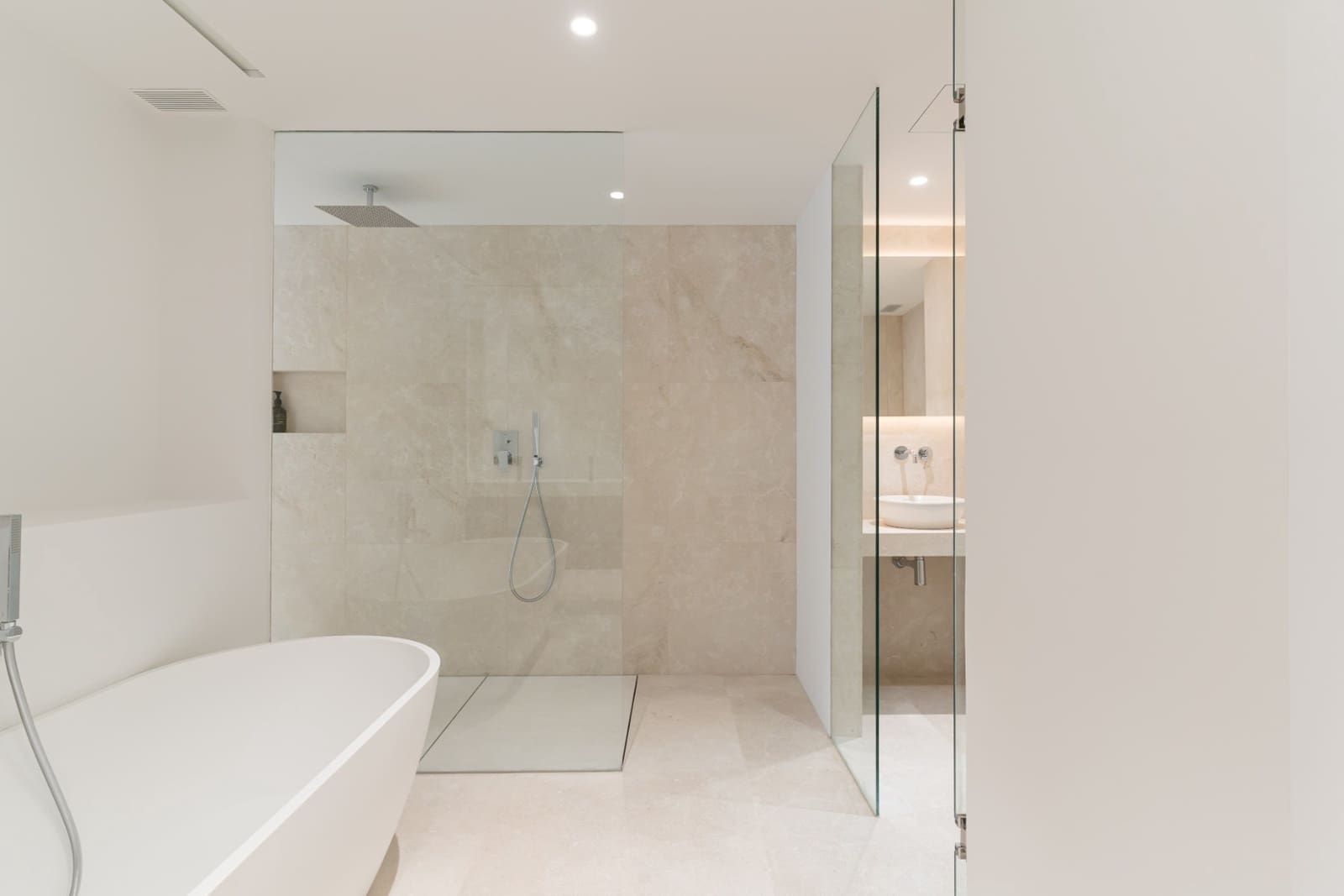 4 bedroom Villa for sale in Palma de Mallorca with pool garage - € 4,995,000 (Ref: 9510066)