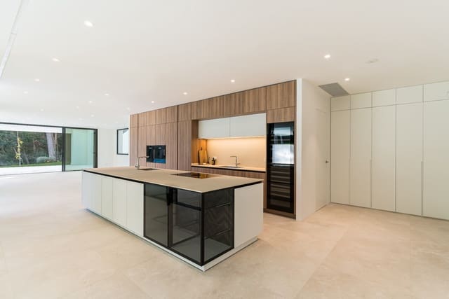 4 soveværelse Villa til salg i Son Vida, Palma de Mallorca med swimmingpool garage - € 4.995.000 (Ref: 9510066)