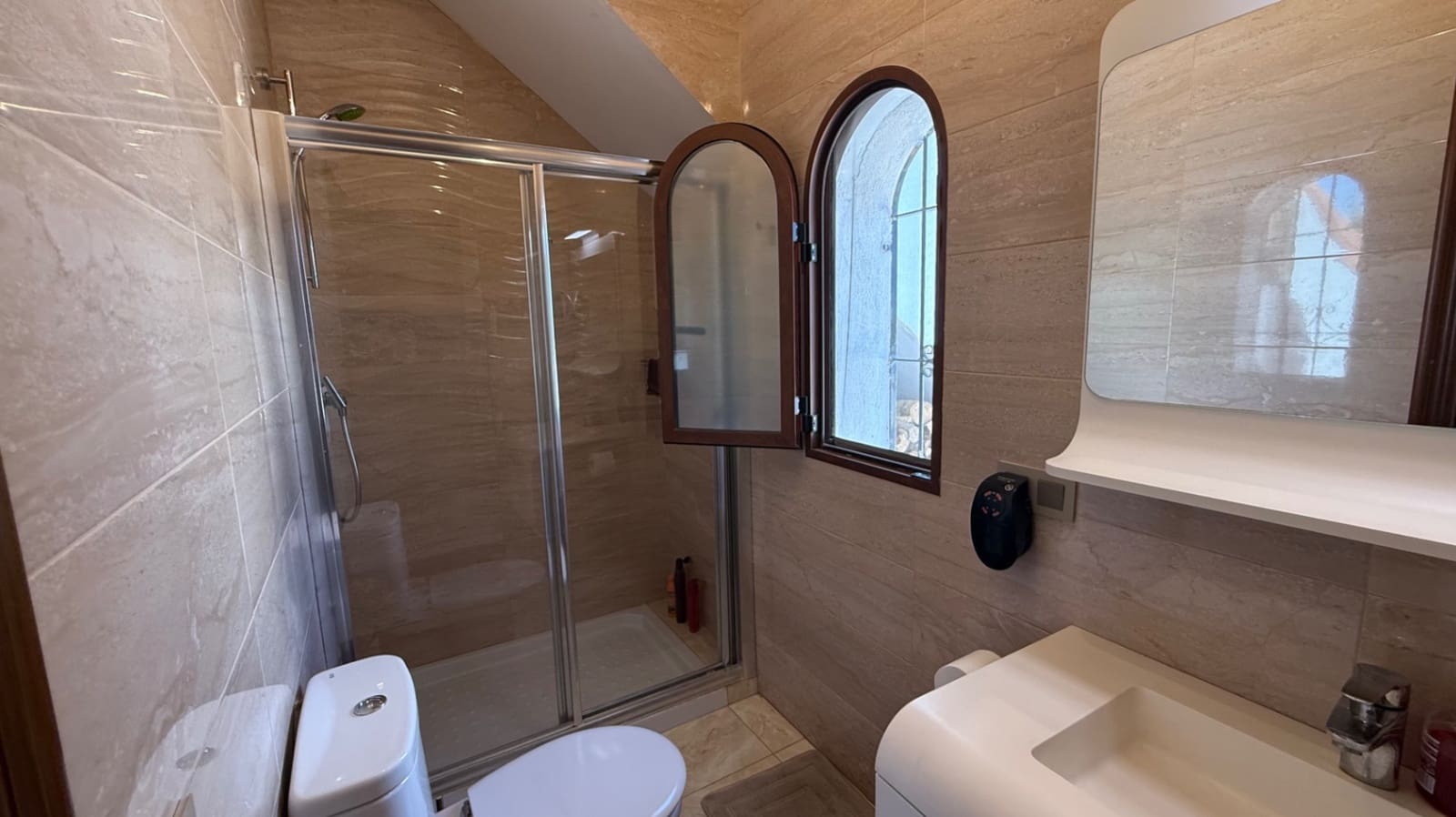 4 bedroom Villa for sale in Orihuela with pool garage - € 810,000 (Ref: 9510070)