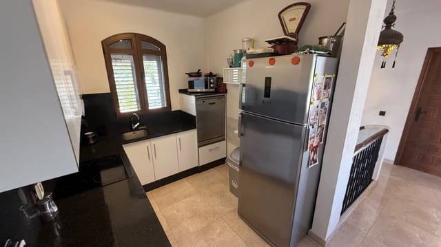 4 bedroom Villa for sale in Orihuela with pool garage - € 810,000 (Ref: 9510070)