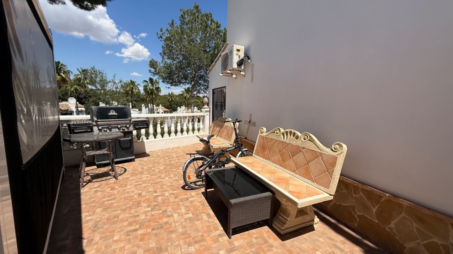 4 bedroom Villa for sale in Orihuela with pool garage - € 810,000 (Ref: 9510070)