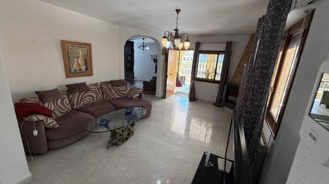 6 bedroom Villa for sale in Las Filipinas - € 450,000 (Ref: 9510071)