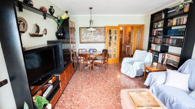 3 bedroom Beach Apartment for sale in Torrevieja - € 497,000 (Ref: 9510073)