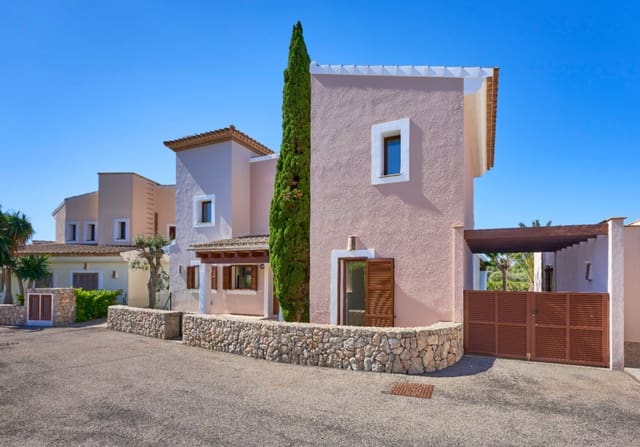 3 bedroom Villa for sale in Santa Ponsa, Calvià with pool garage - € 1,750,000 (Ref: 9510080)