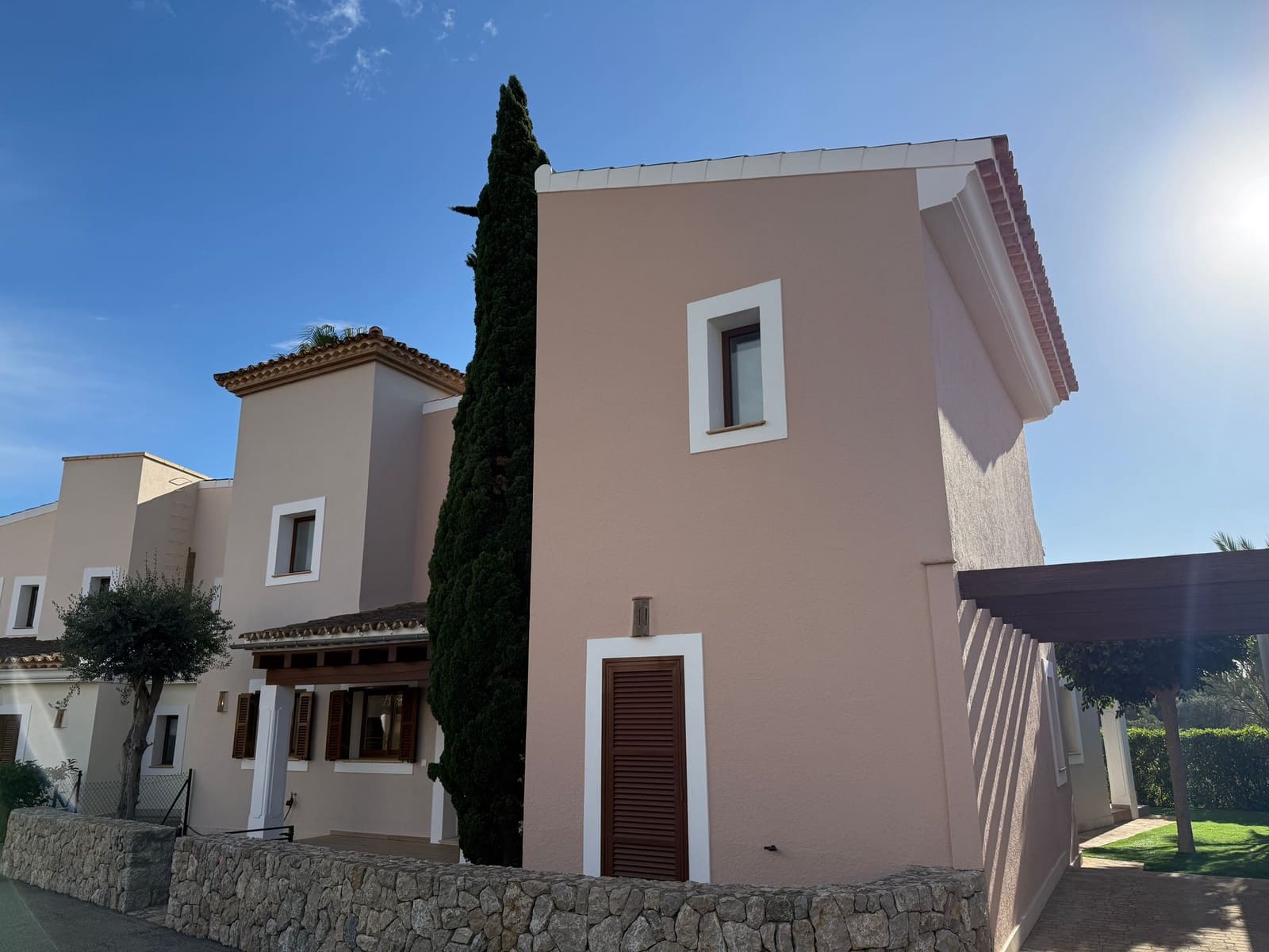 3 bedroom Villa for sale in Santa Ponsa with pool garage - € 1,750,000 (Ref: 9510080)