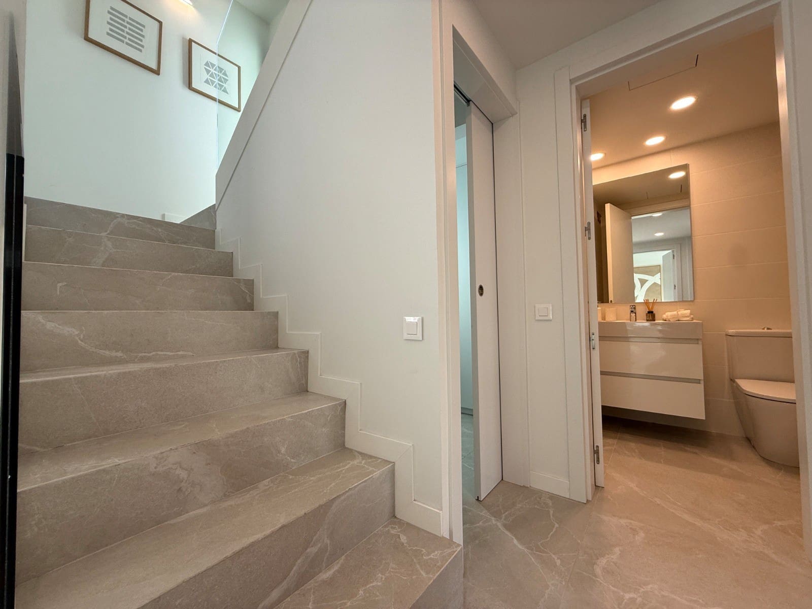 Pareado de 4 habitaciones en Palma de Mallorca en venta con piscina - 1.045.000 € (Ref: 9510087)