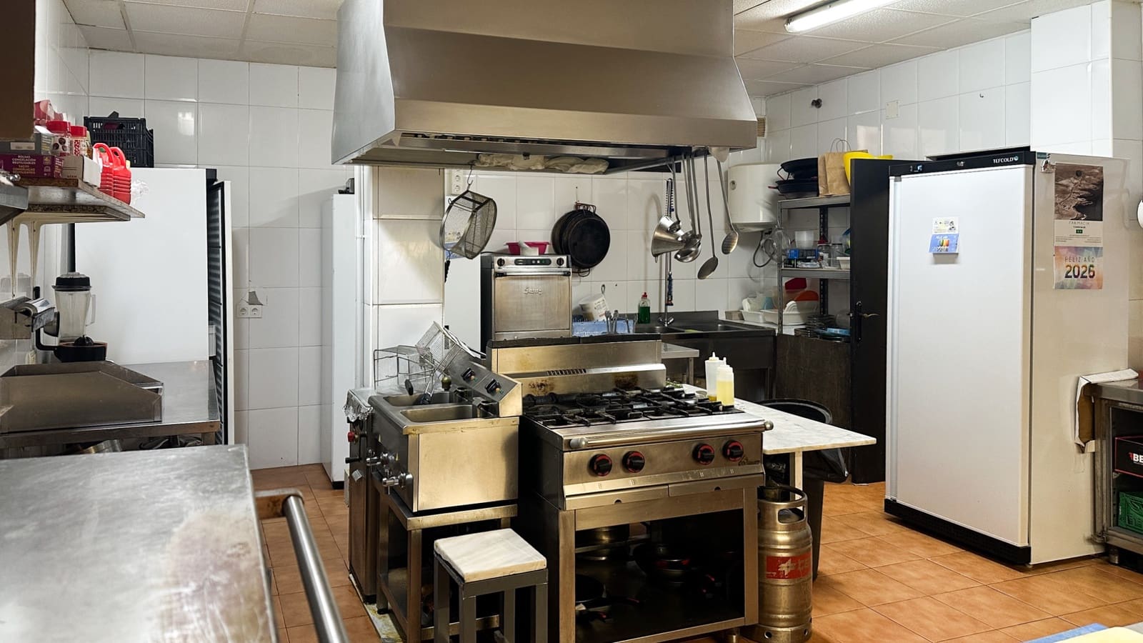 2 soverom Kommersiell til salgs i Torrevieja - € 560 000 (Ref: 9516023)