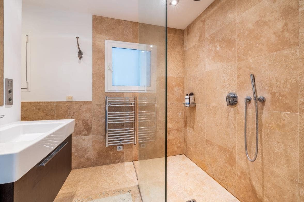 Villa zu verkaufen in Sol de Mallorca mit Pool Garage - 2.975.000 € (Ref: 9516329)