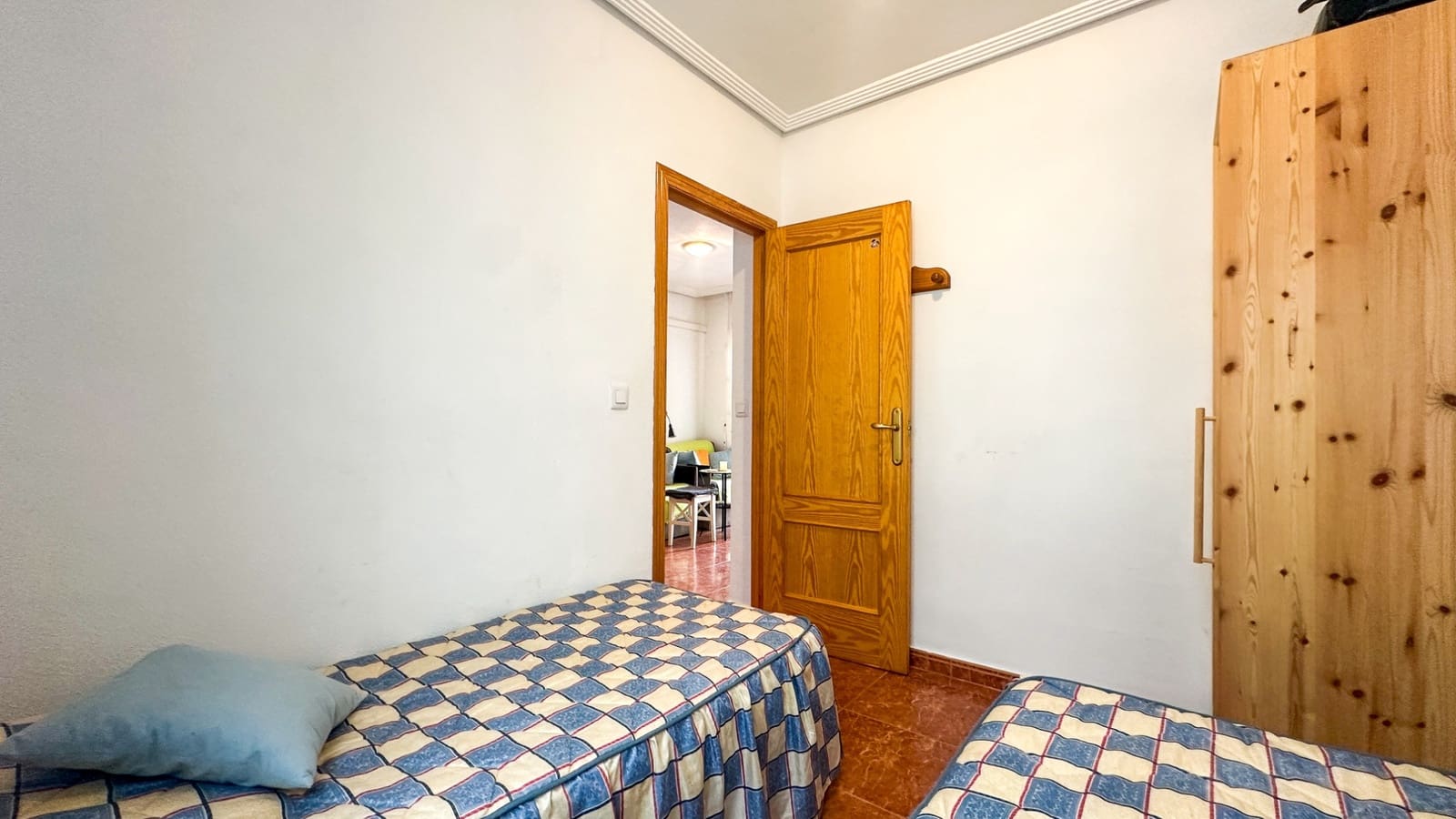 Apartamento de 2 habitaciones en Torrevieja en venta - 125.000 € (Ref: 9521466)